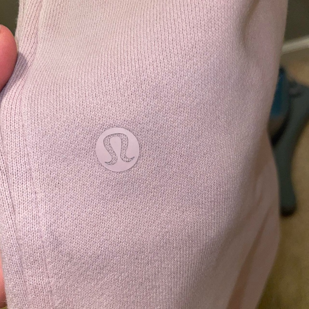 Pink lululemon scuba sweatpants - Picture 3 of 6